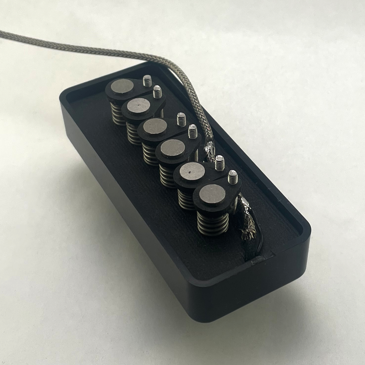 Dynasonic Soapbar Pickup - Image 2